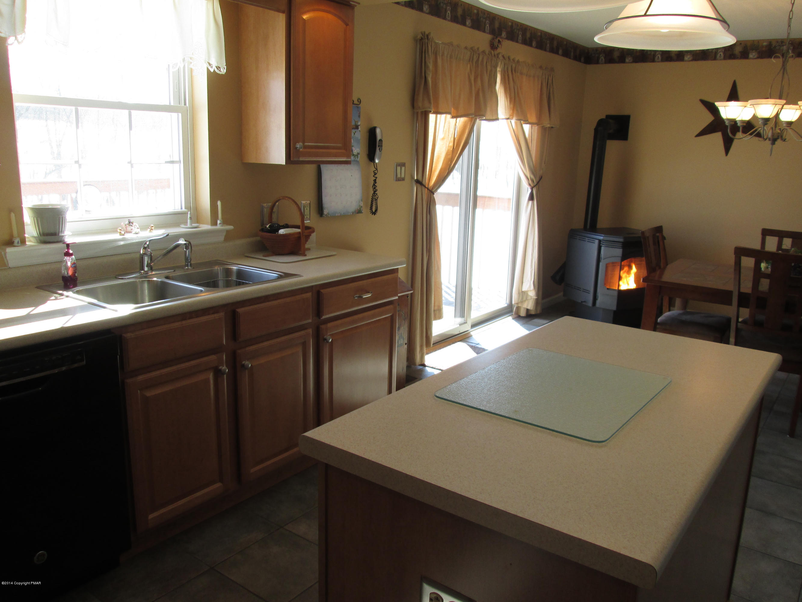 1007 Winter Mountain Road Andreas, PA 18211 - Photo 17 of 51 Kitchen