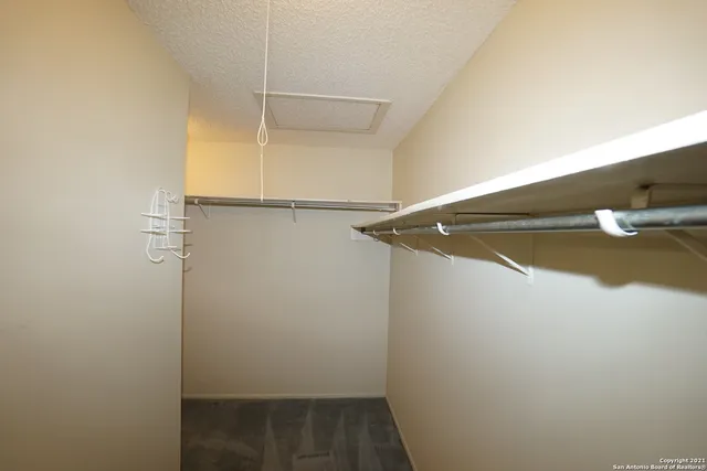 $1,500 | 811 Meadow Scape, Converse, TX 78109