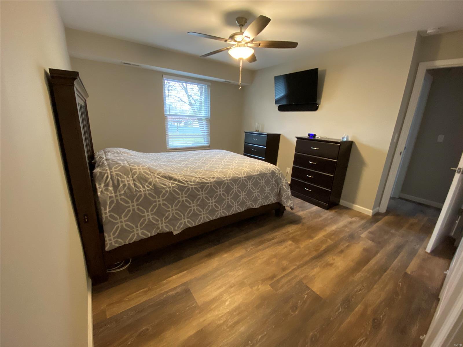 1209 Lofty Point Drive, Unit B Ballwin, MO 63021 - Photo 6 of 15 Gallery Image 6