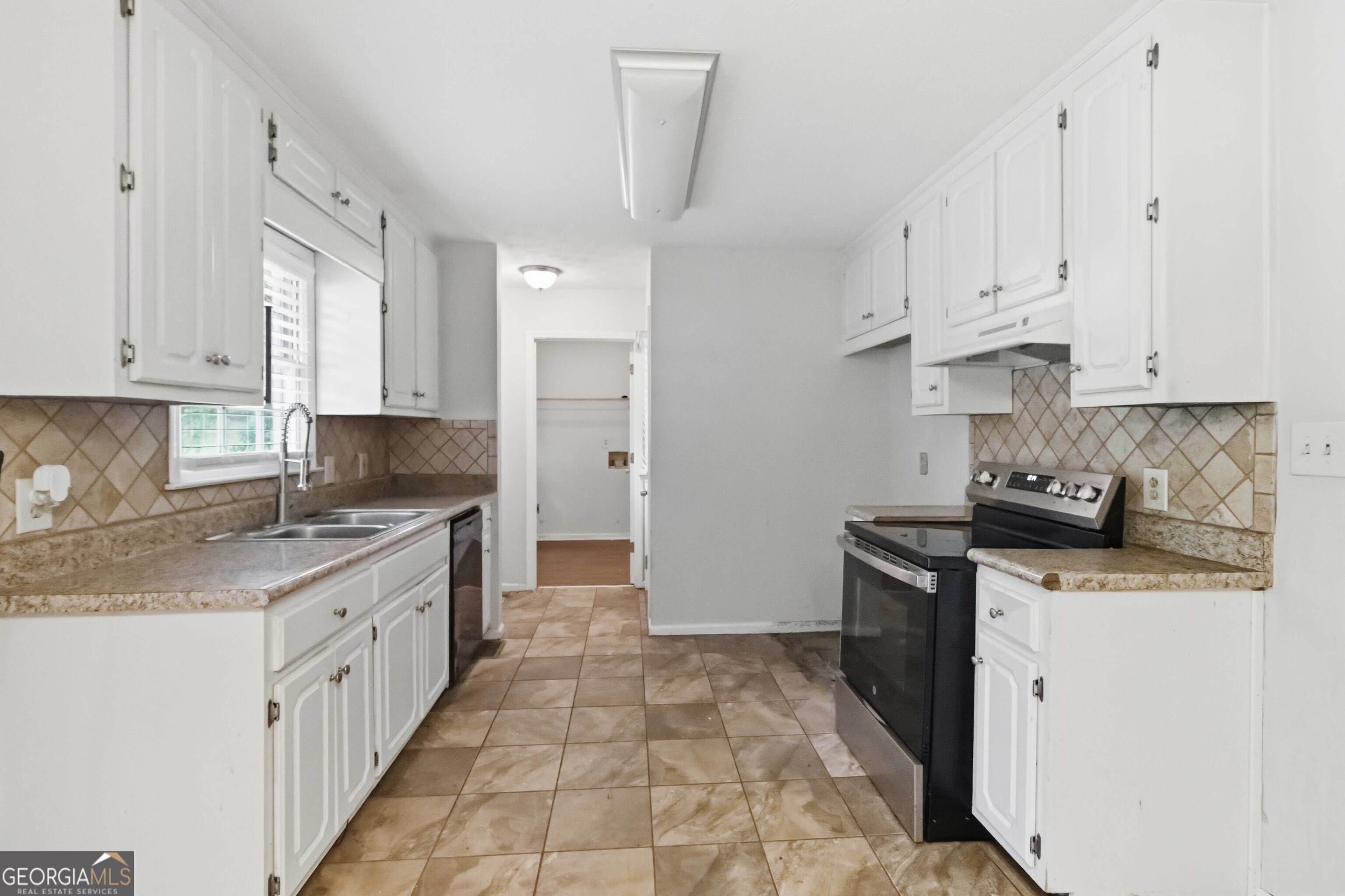 241 Rutledge Drive Winder, GA 30680 - Photo 12 of 21