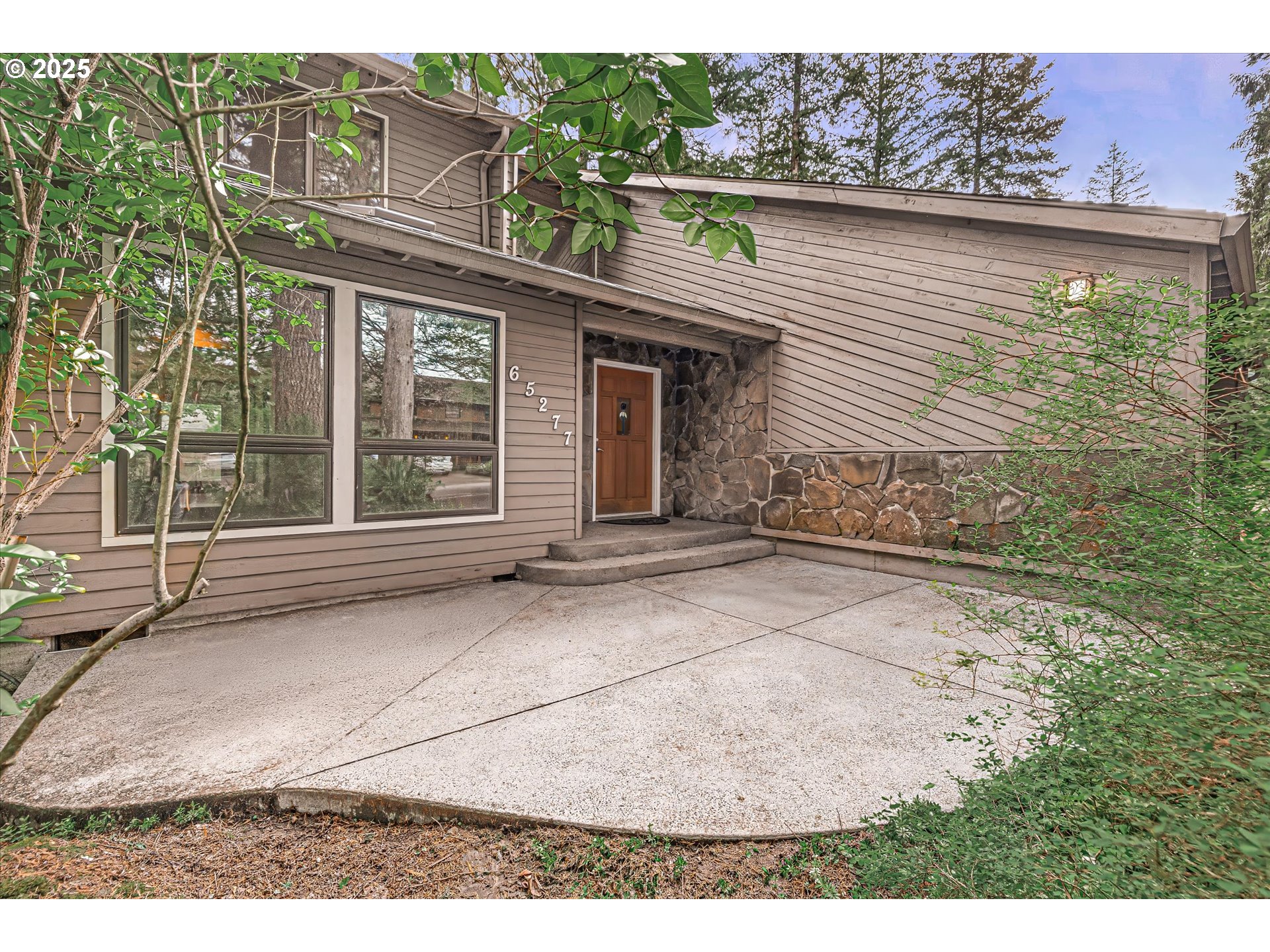 65277 East Sandy River Lane Rhododendron, OR 97049 - Photo 6 of 48