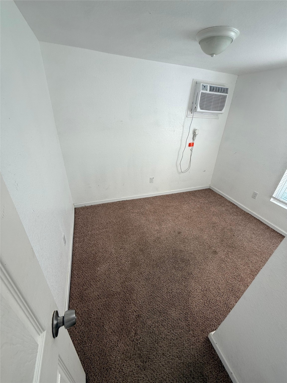 6901 Dumble Street Houston, TX 77021 - Photo 13 of 26 a view of utility room
