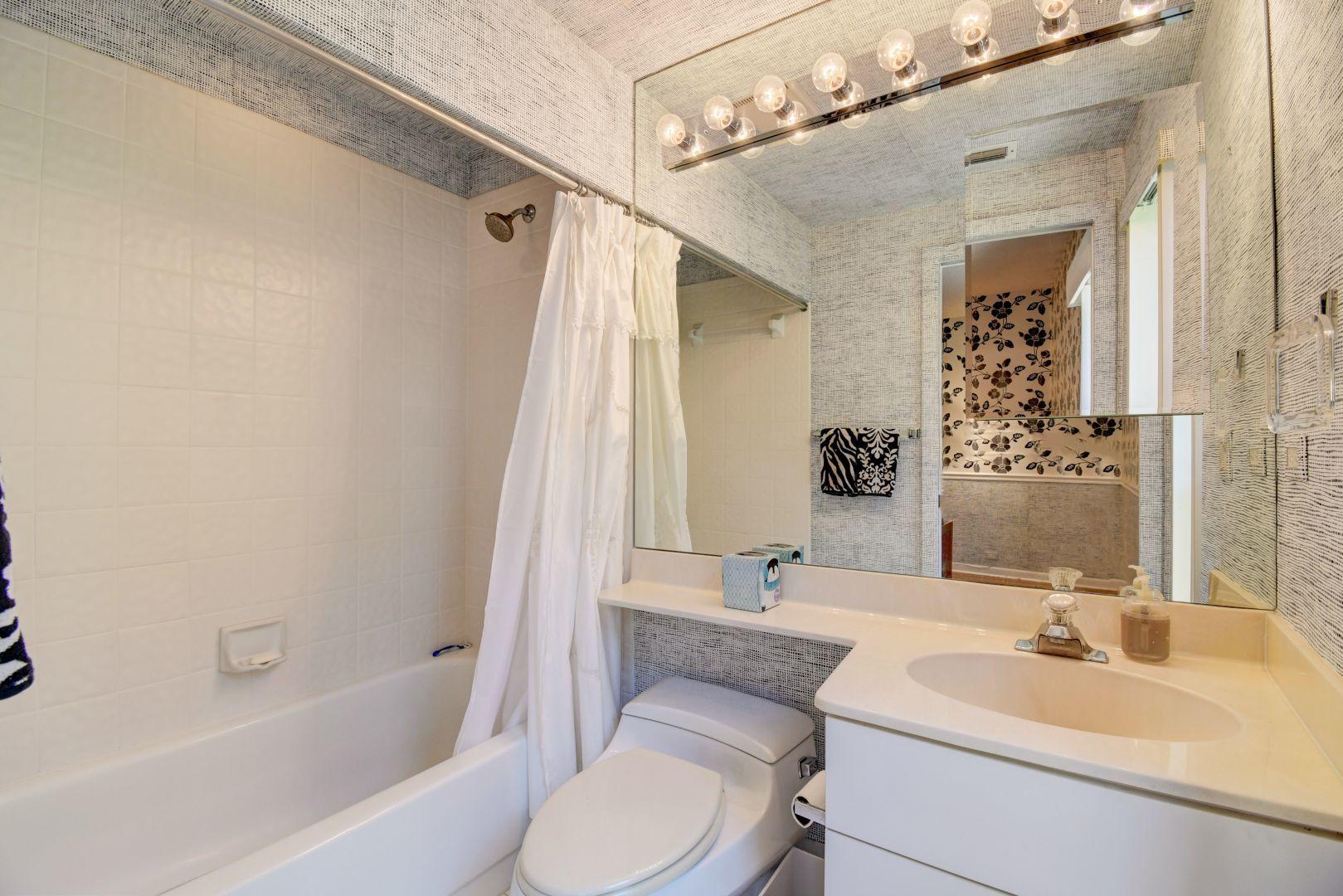 17517 Vía Capri Boca Raton, FL 33496 - Photo 26 of 31 29_dsc_3729_30_31_32_33