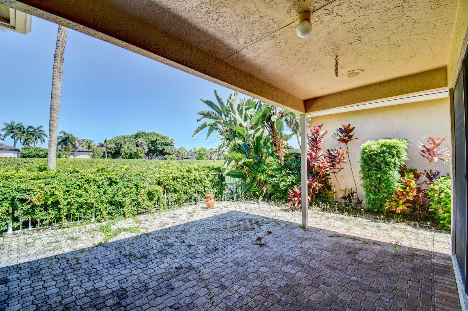 17517 Vía Capri Boca Raton, FL 33496 - Photo 29 of 31 32_dsc_3799_800_801_802_803