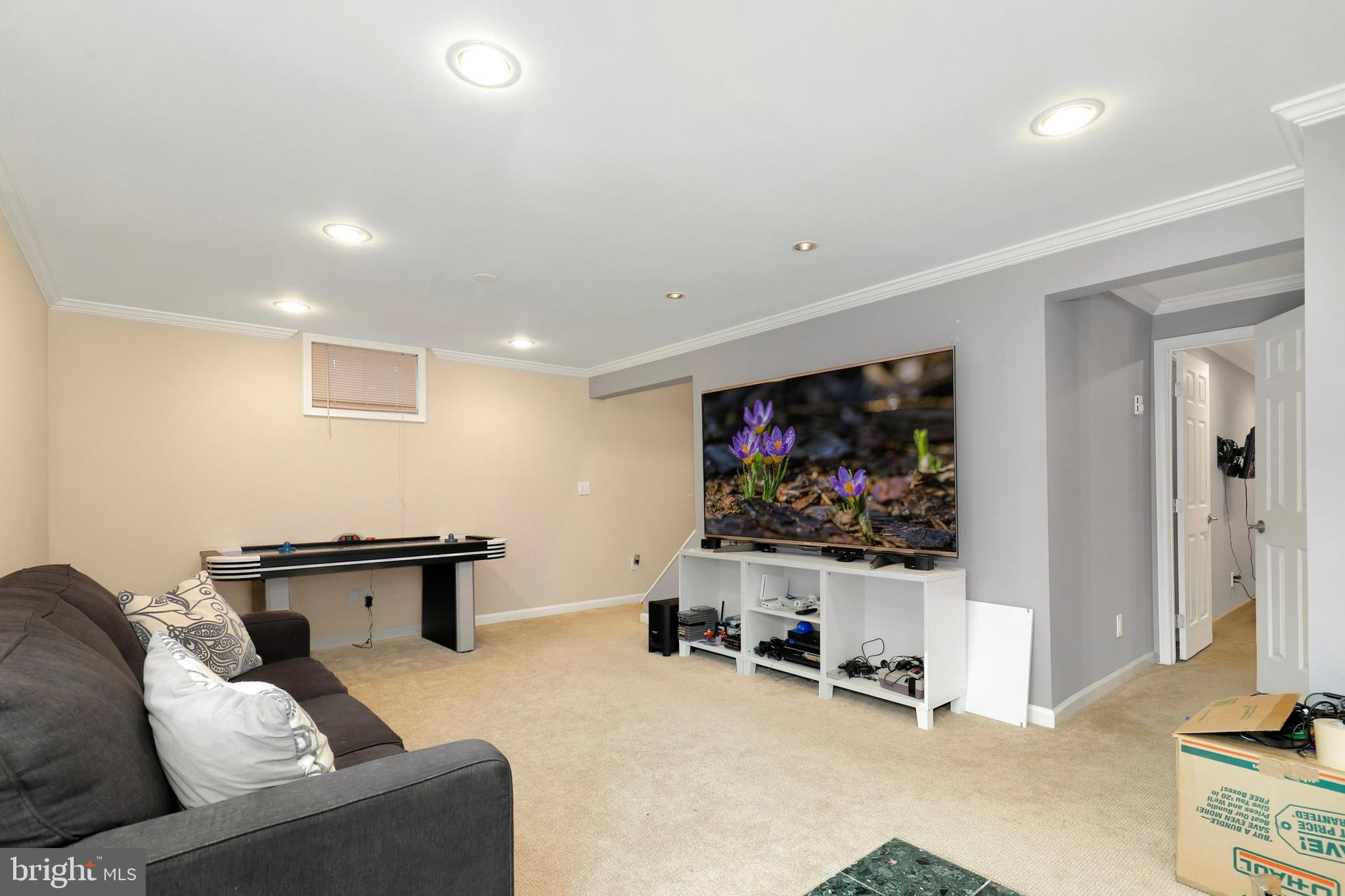 5945 Hall Street West Springfield, VA 22152 - Photo 36 of 56 Gallery Image 36