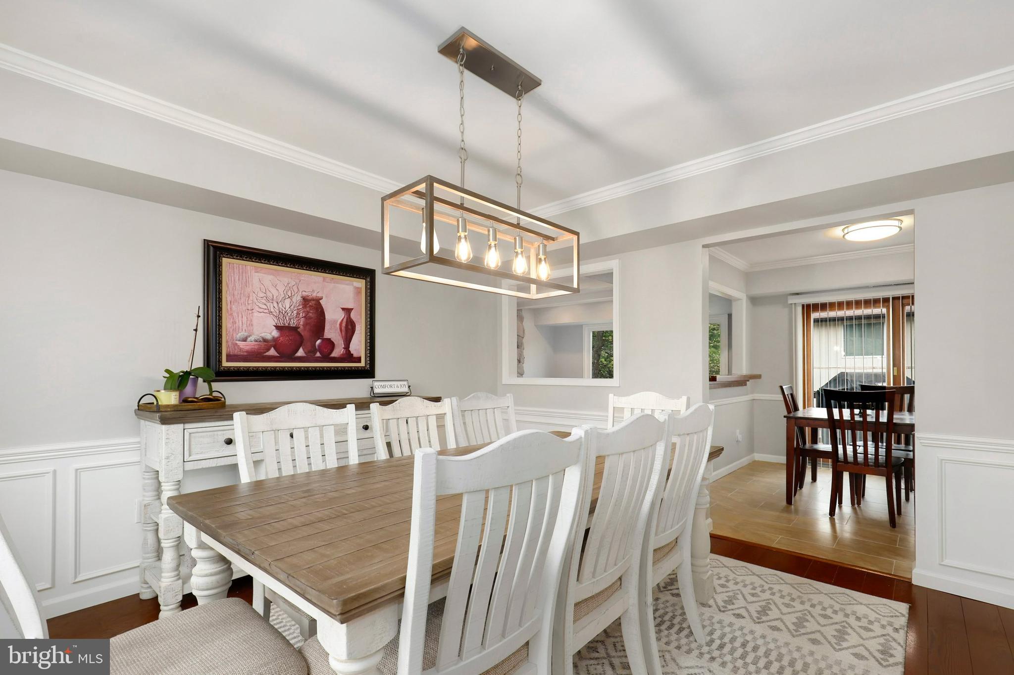 5945 Hall Street West Springfield, VA 22152 - Photo 6 of 56 Gallery Image 6