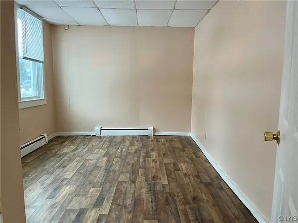 $1,300 | 97 East Seneca Street, Oswego, NY 13126
