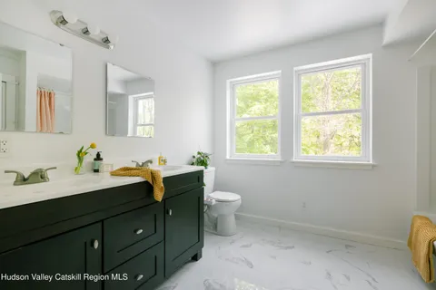 $749,000 | 606 Old Post Road, New Paltz, NY 12561