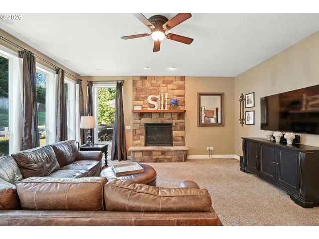 $1,950,000 | 3345 Northwest 14th Avenue, Camas, WA 98607