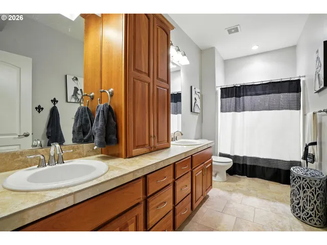 $1,950,000 | 3345 Northwest 14th Avenue, Camas, WA 98607