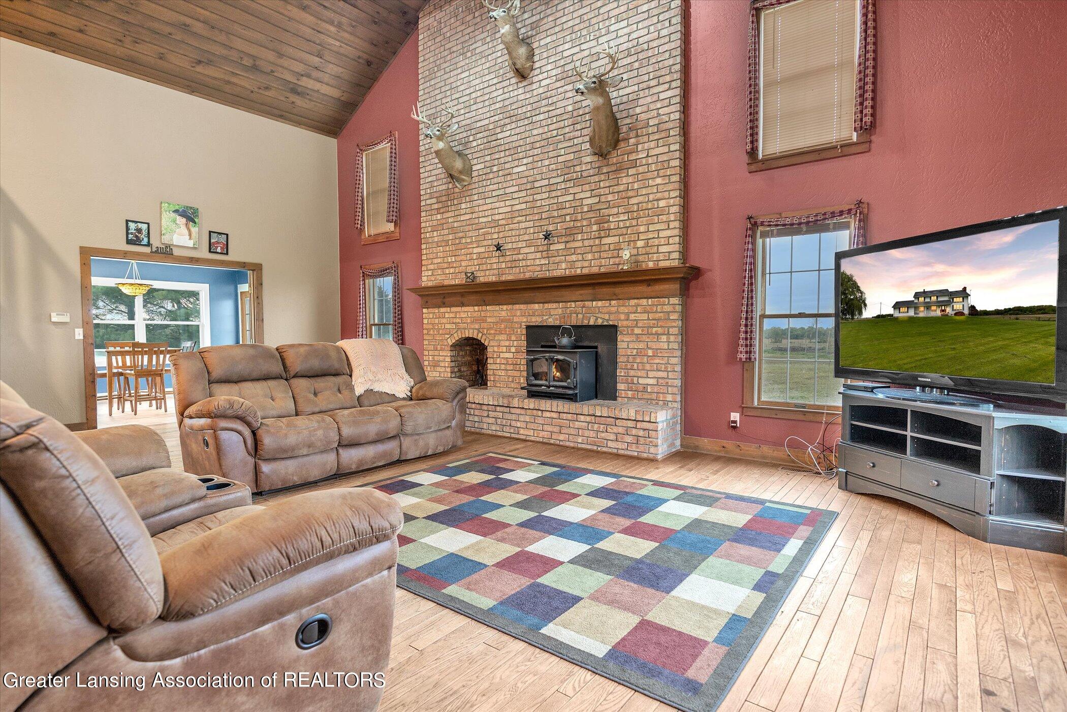 5086 Pease Road South Bellevue, MI 49021 - Photo 8 of 62 08-5086-Pease-Rd-WindowStill-Real-Estate