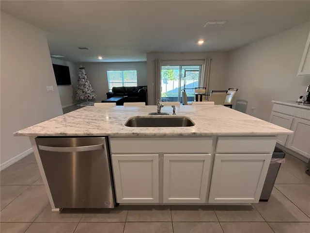 $2,450 | 12277 Mountain Island Trail, Parrish, FL 34219