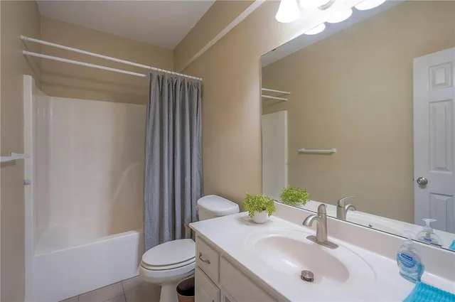 $475,000 | 205 East 126th Street, Kansas City, MO 64145