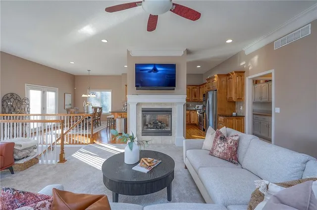 $475,000 | 205 East 126th Street, Kansas City, MO 64145