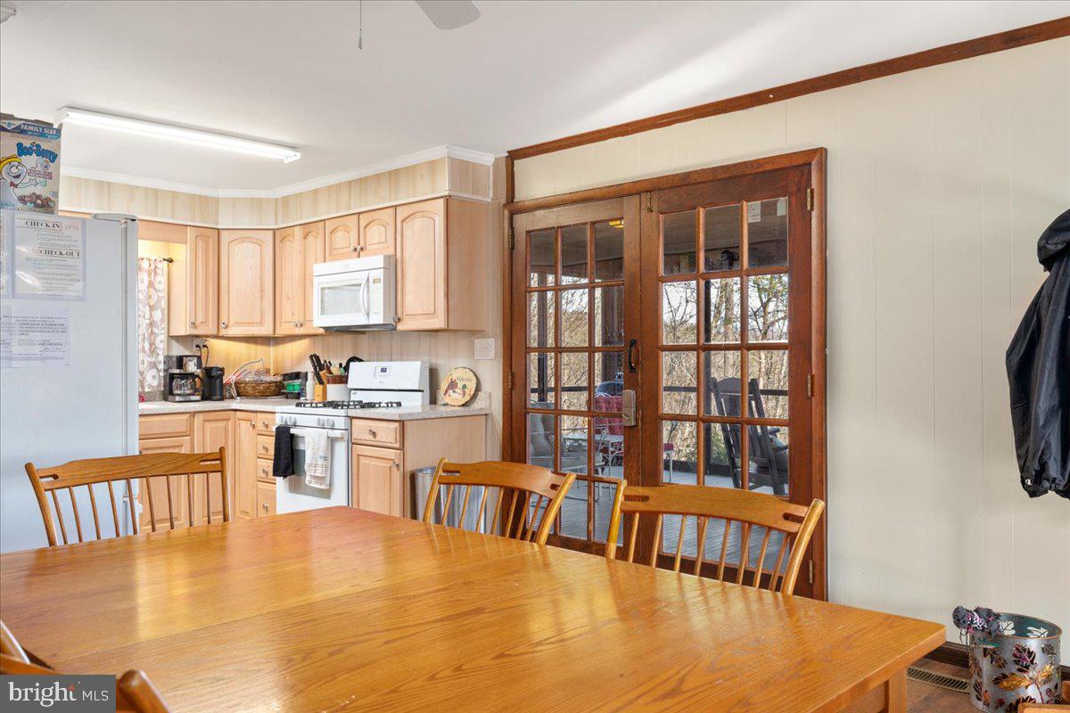 1406 Panhandle Road Bentonville, VA 22610 - Photo 71 of 118 Dining Area