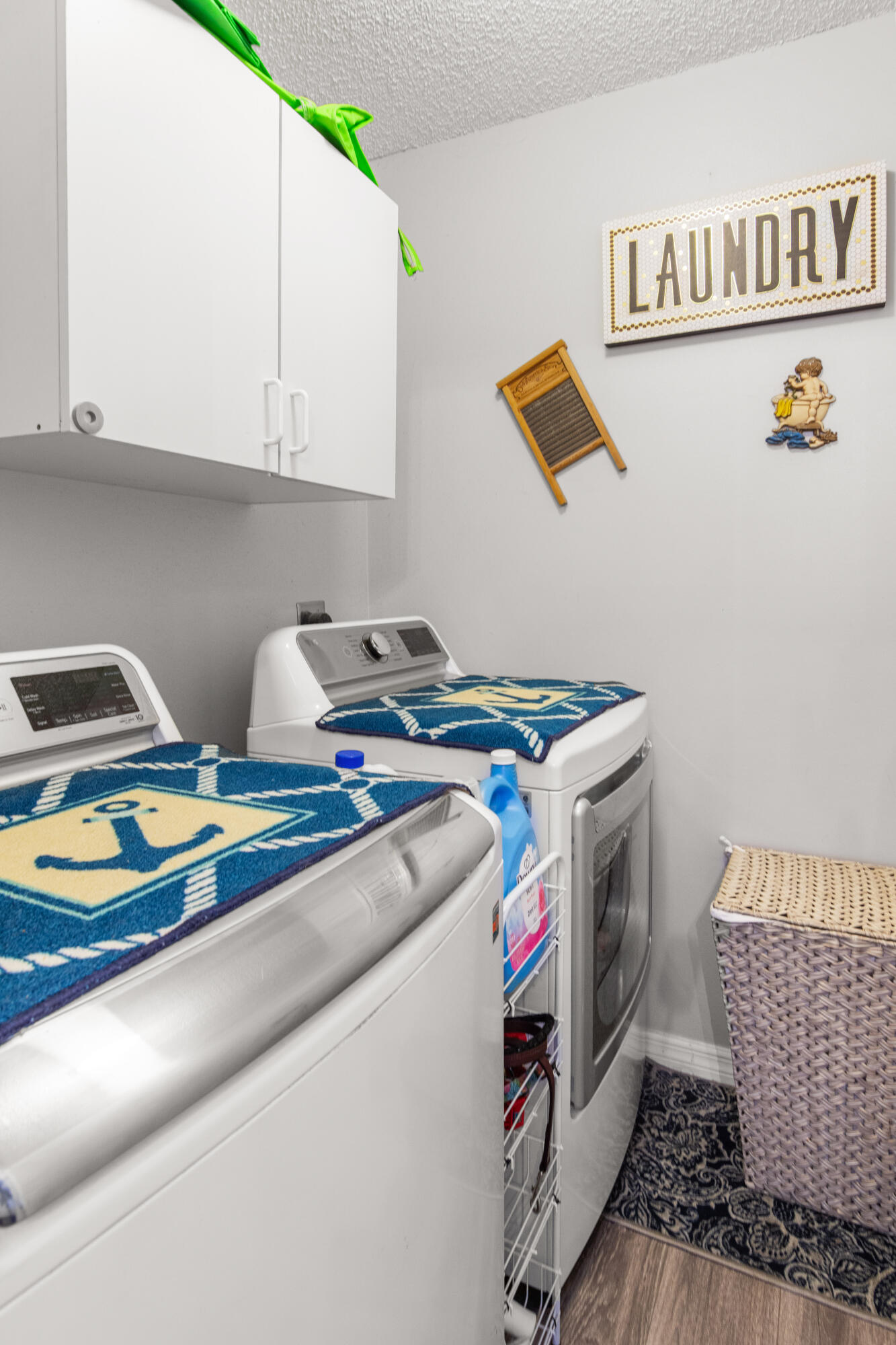 1817 Southwest Davis Street Port St. Lucie, FL 34953 - Photo 28 of 52 a utility room with washer and dryer