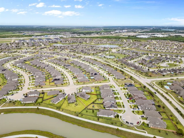 $3,300 | 2405 Bayrose Drive, Texas City, TX 77568