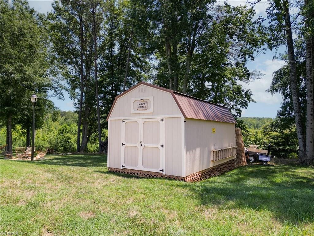 290 Tuttle Road Rural Hall, NC 27045 - Photo 46 of 49 Gallery Image 46