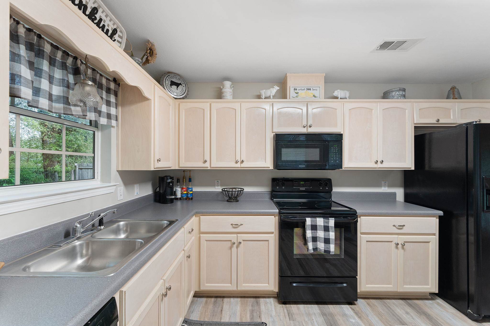 4339 Audiss Road Milton, FL 32583 - Photo 6 of 20 Gallery Image 6