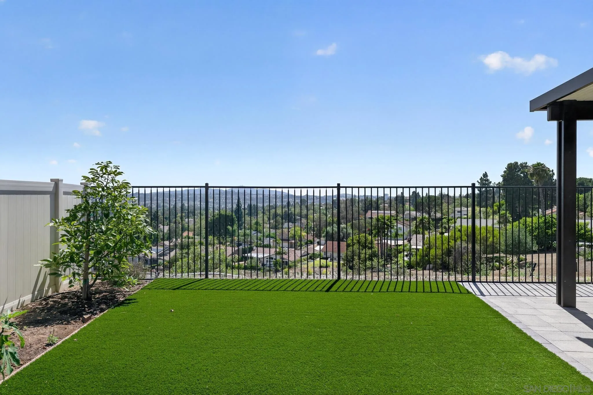 17296 Abbey Road Poway, CA 92064 - Photo 23 of 36