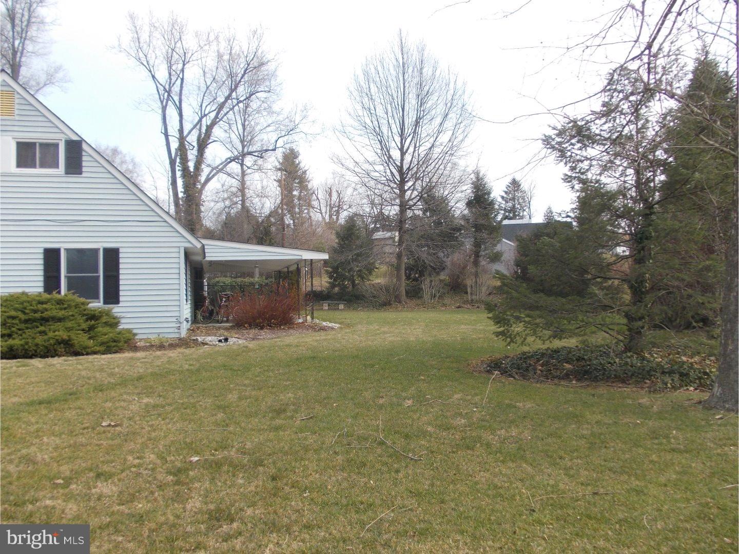 2 Foxglove Road Levittown, PA 19056 - Photo 22 of 22 Exterior Back