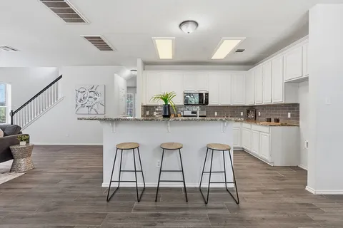 $550,000 | 10504 Beard Avenue, Austin, TX 78748