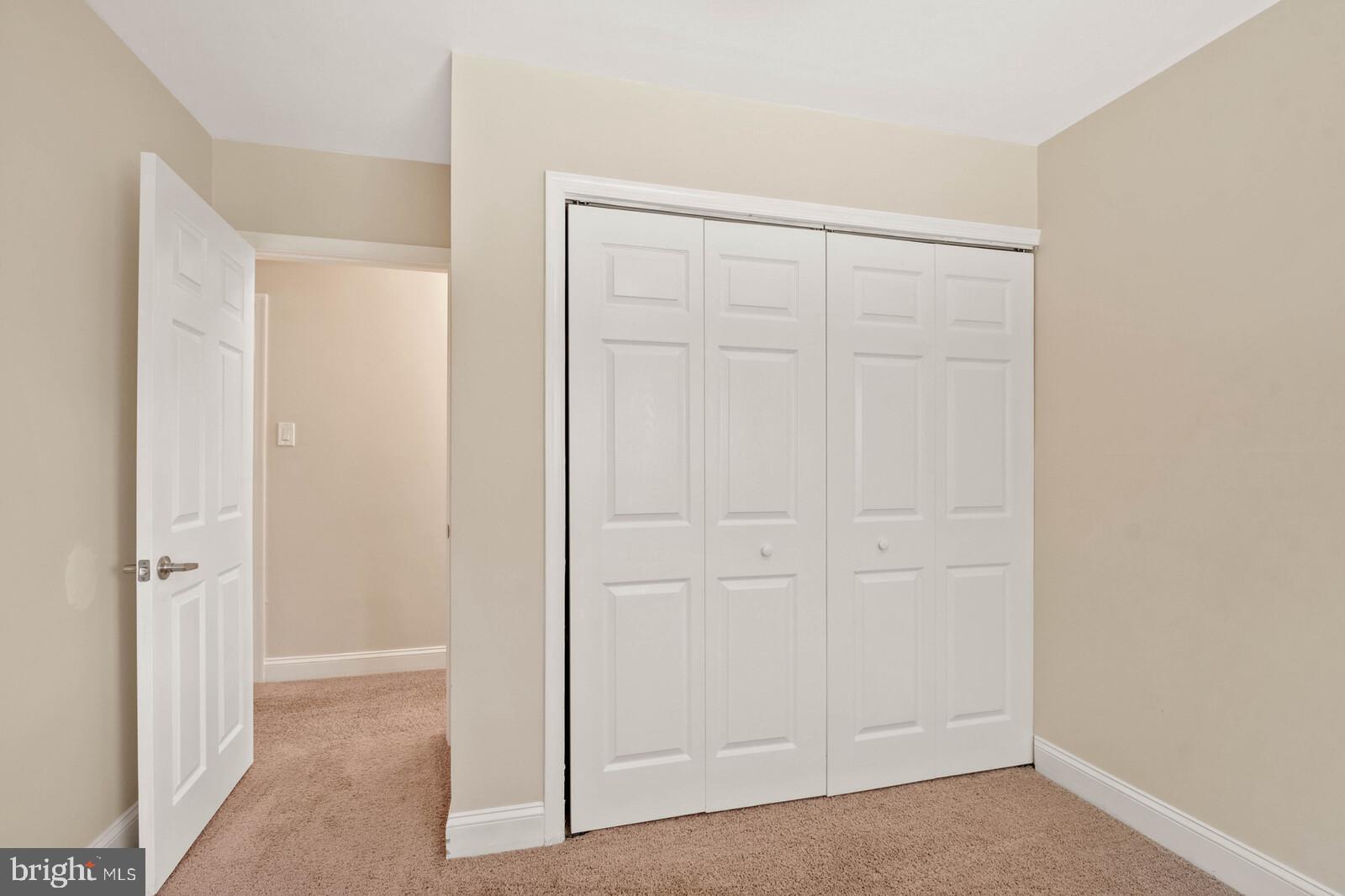 10 Thrush Road Sterling, VA 20164 - Photo 23 of 35 Gallery Image 23