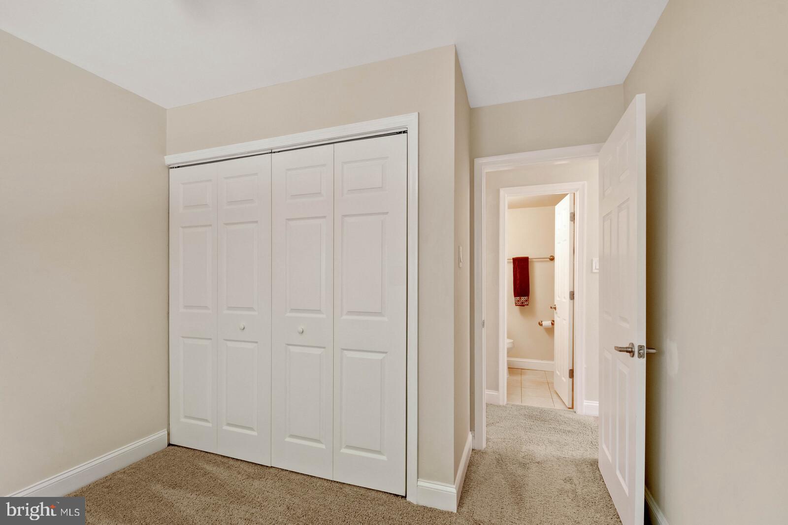 10 Thrush Road Sterling, VA 20164 - Photo 26 of 35 Gallery Image 26