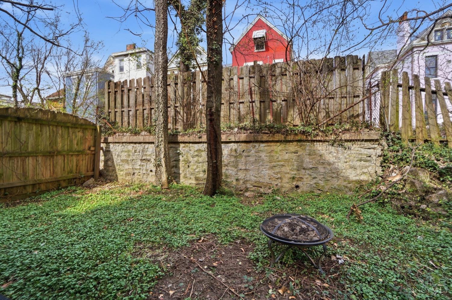 46 Graham Street Cincinnati, OH 45219 - Photo 22 of 22 Private backyard