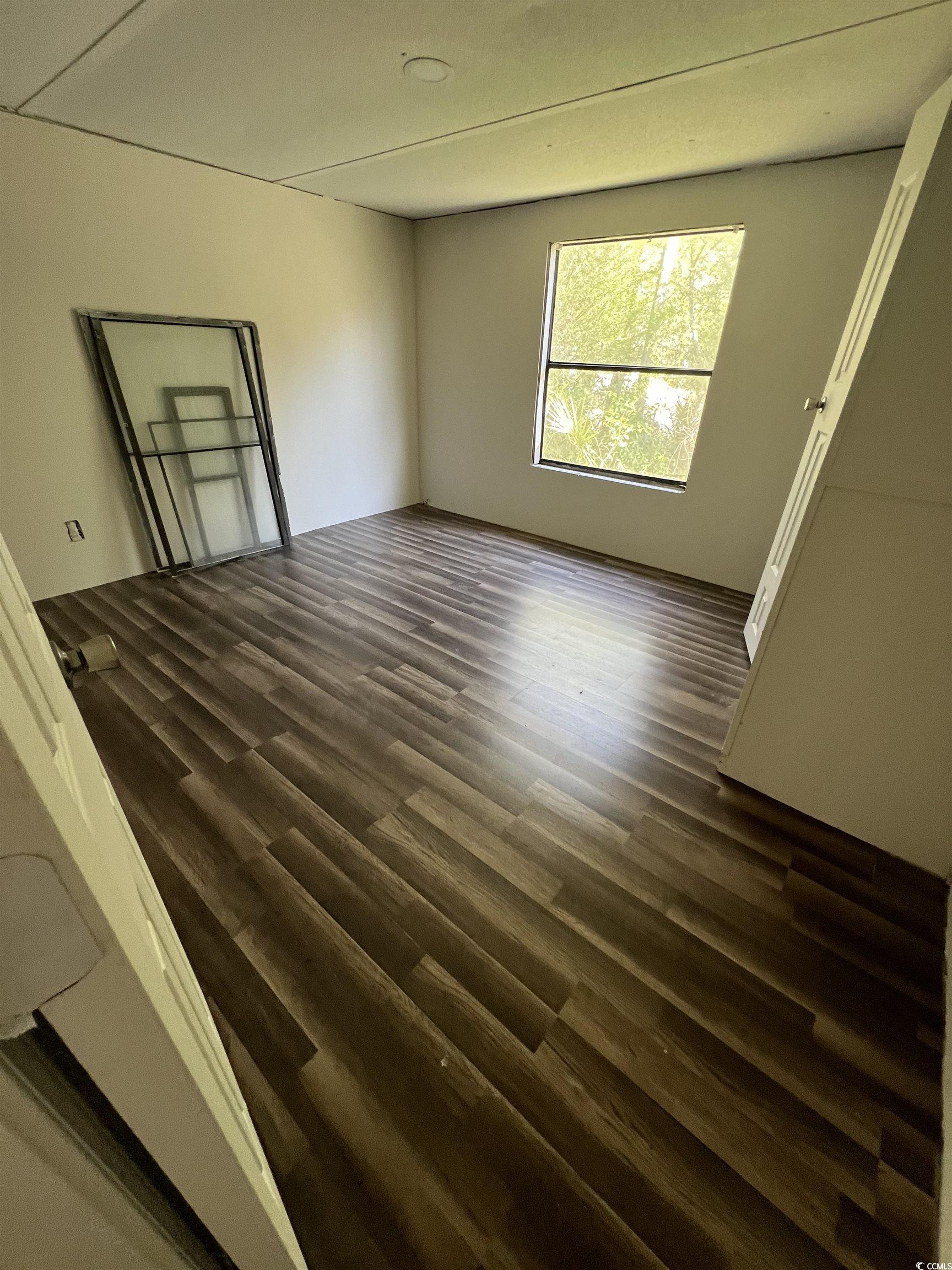5886 Bluewater Road Conway, SC 29527 - Photo 4 of 18 Gallery Image 4