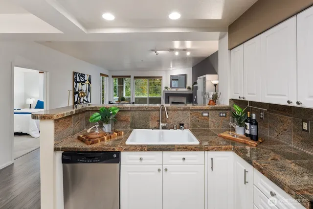 $667,000 | 2244 132nd Avenue Southeast, Unit B116, Bellevue, WA 98005