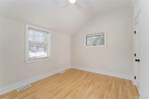 $675,000 | 5 Sherman Avenue, Hampton Bays, NY 11946