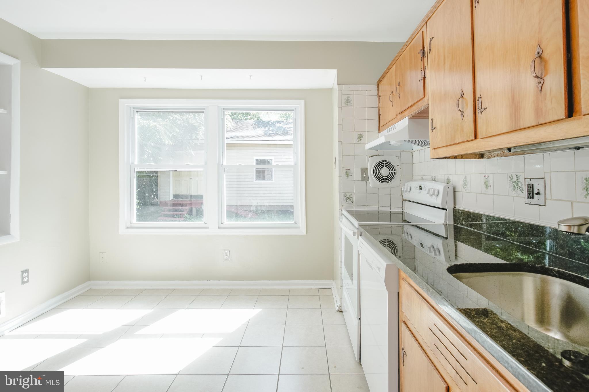 13010 Estelle Road Silver Spring, MD 20906 - Photo 14 of 39 kitchen