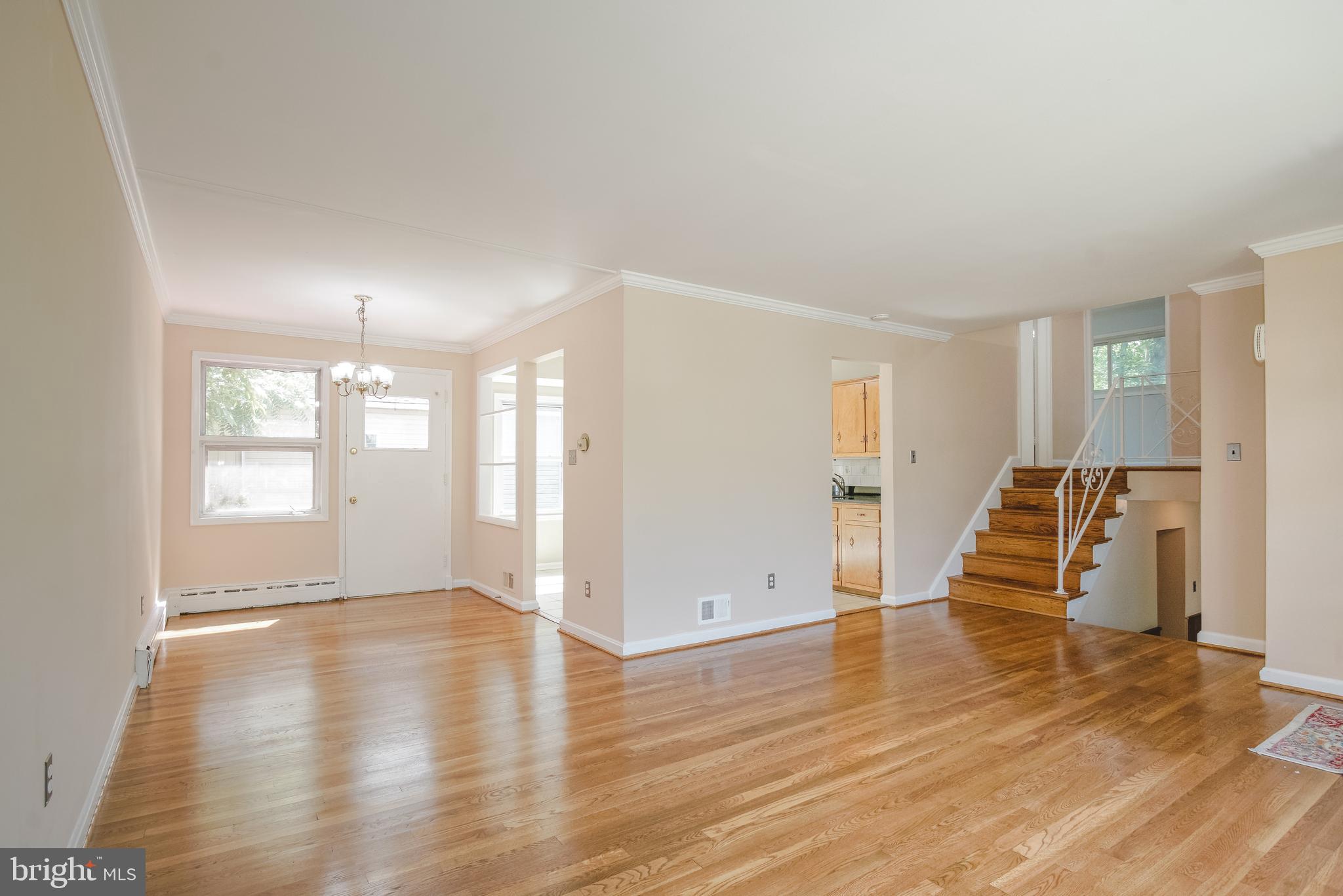 13010 Estelle Road Silver Spring, MD 20906 - Photo 7 of 39 main level