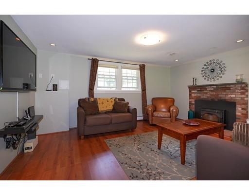 5 Mc Intosh Road Chelmsford, MA 01824 - Photo 11 of 18 Gallery Image 11