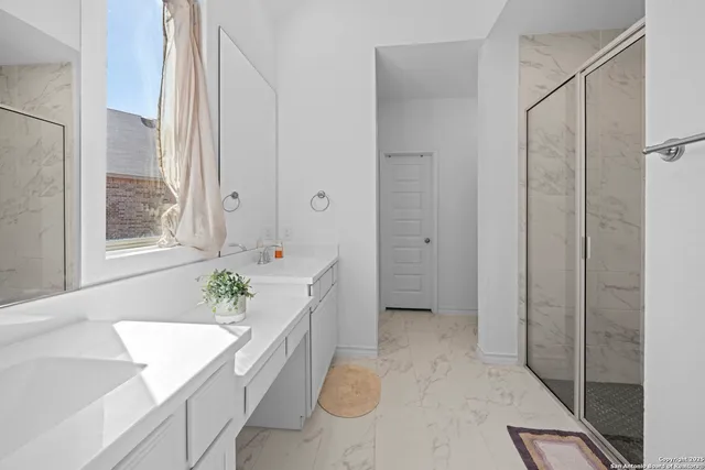 $2,300 | 10619 Revolver Trail, San Antonio, TX 78254