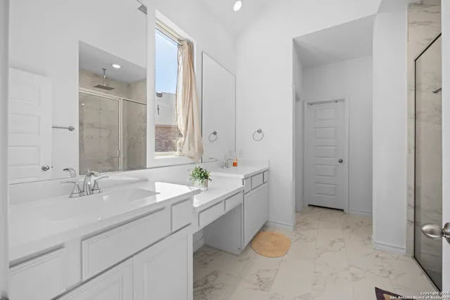 $2,300 | 10619 Revolver Trail, San Antonio, TX 78254