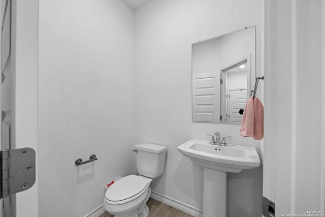 $2,300 | 10619 Revolver Trail, San Antonio, TX 78254