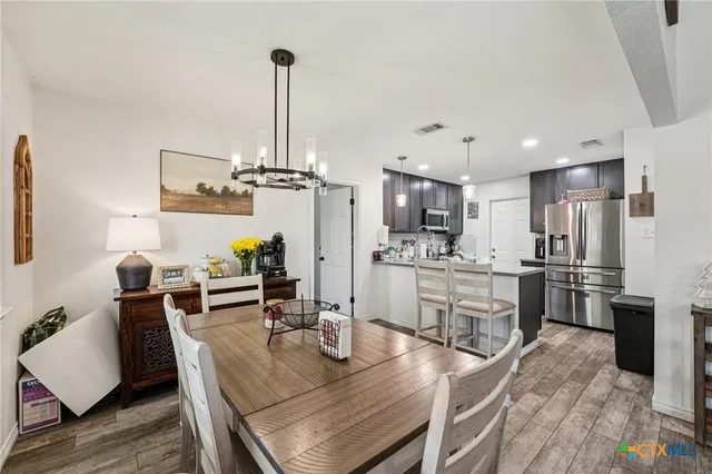 $1,800 | 2009 Starlight Drive, Killeen, TX 76543