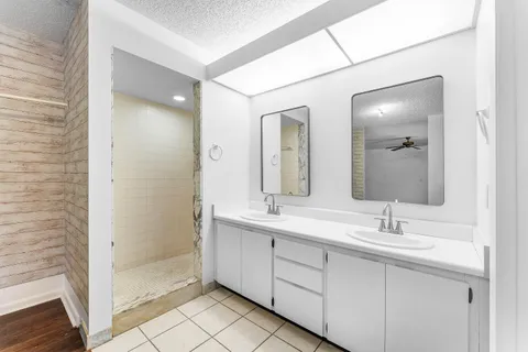 $369,900 | 1214 12th Lane, Palm Beach Gardens, FL 33418