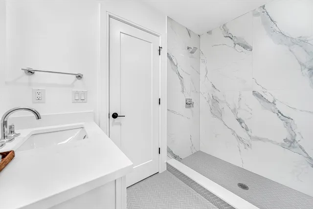 $2,258,000 | 29 Irving Road, Natick, MA 01760