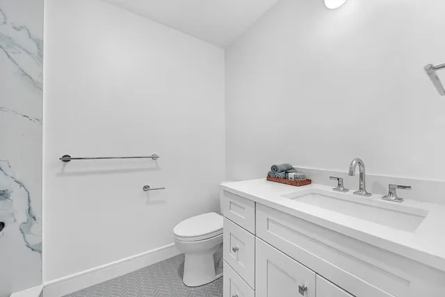 $2,258,000 | 29 Irving Road, Natick, MA 01760