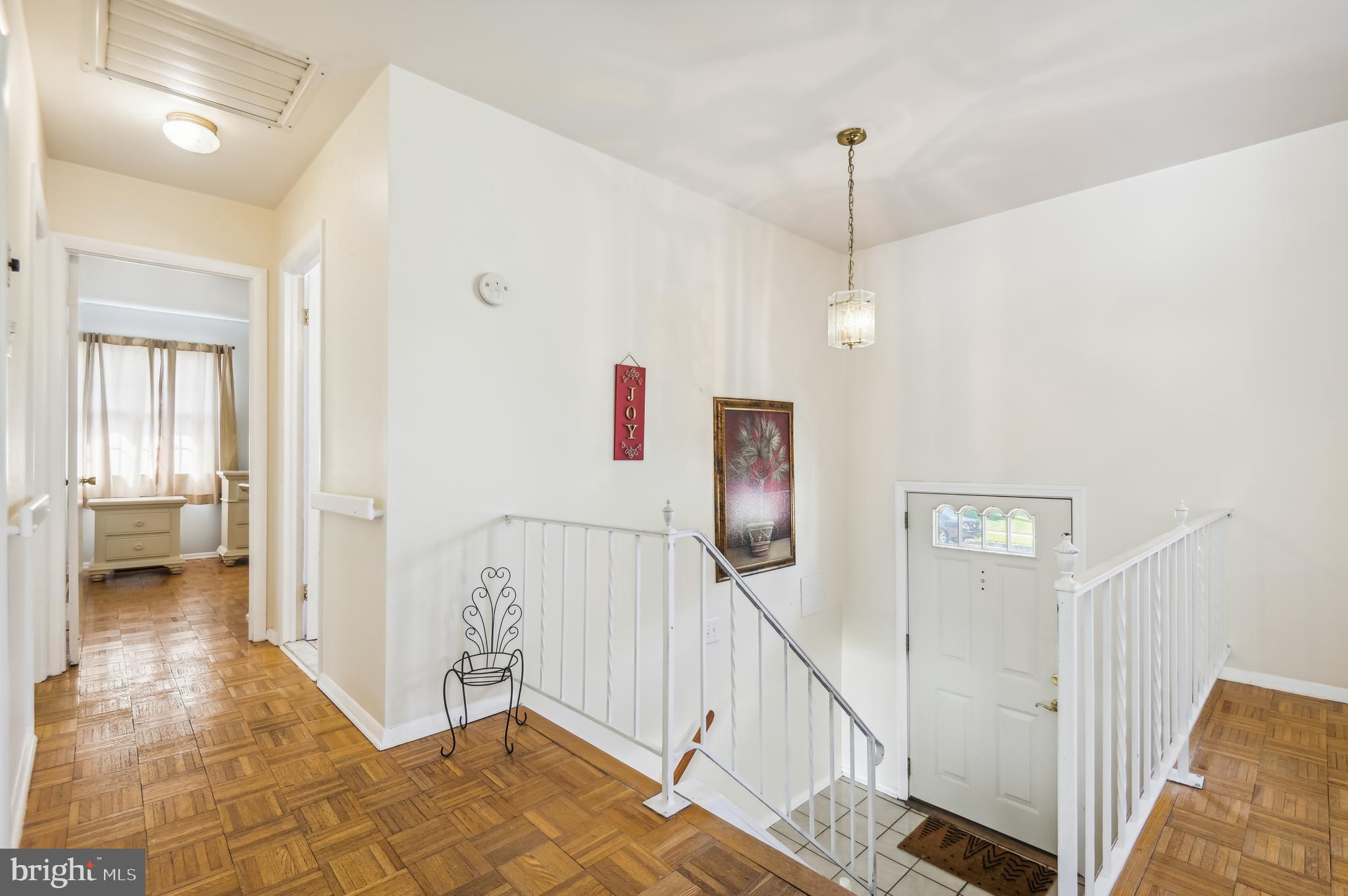 1004 Breezewick Road Towson, MD 21286 - Photo 4 of 30 Gallery Image 4