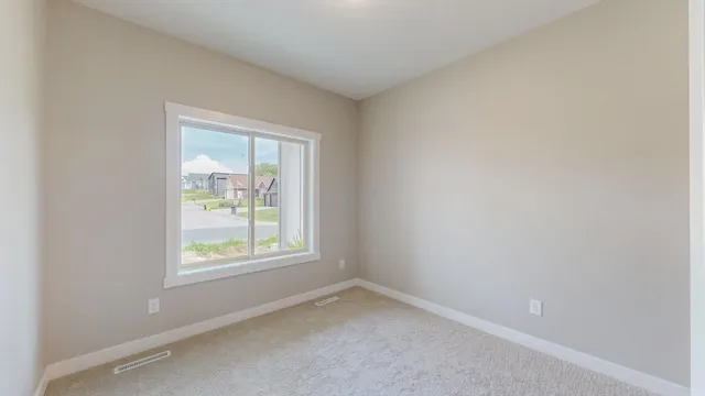 $499,900 | 509 Golfview Avenue, Zumbrota, MN 55992