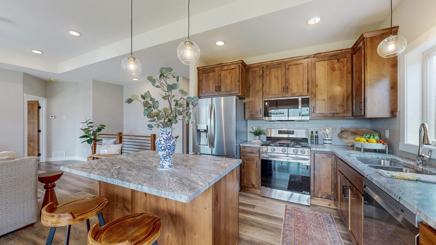 509 Golfview Avenue Zumbrota, MN 55992 - Photo 8 of 31