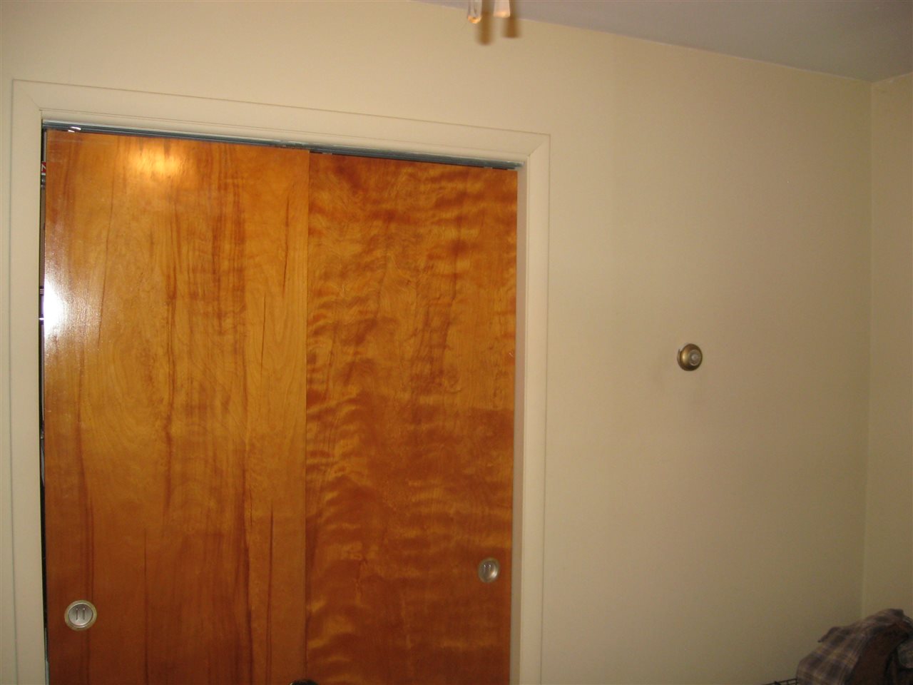 304 West Brown Street Rochester, IN 46975 - Photo 8 of 12