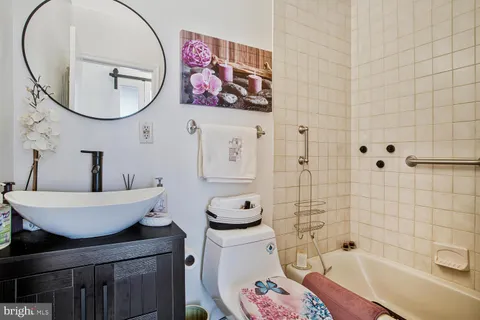 $430,000 | 3814 Victoria Avenue, Baltimore, MD 21244