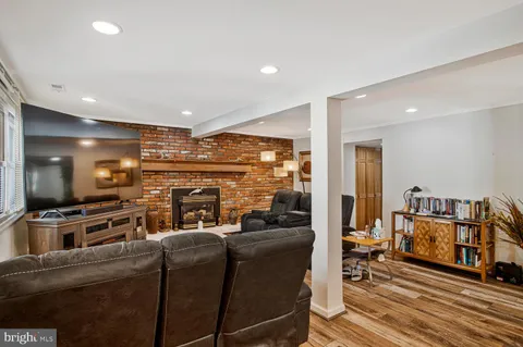 $430,000 | 3814 Victoria Avenue, Baltimore, MD 21244