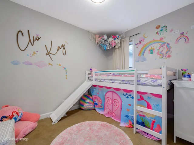 $5,800 | 1720 West Altgeld Street, Chicago, IL 60614