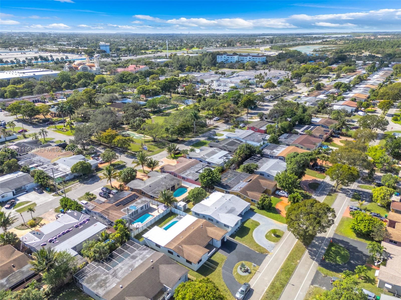 7756 Embassy Boulevard Miramar, FL 33023 - Photo 2 of 5